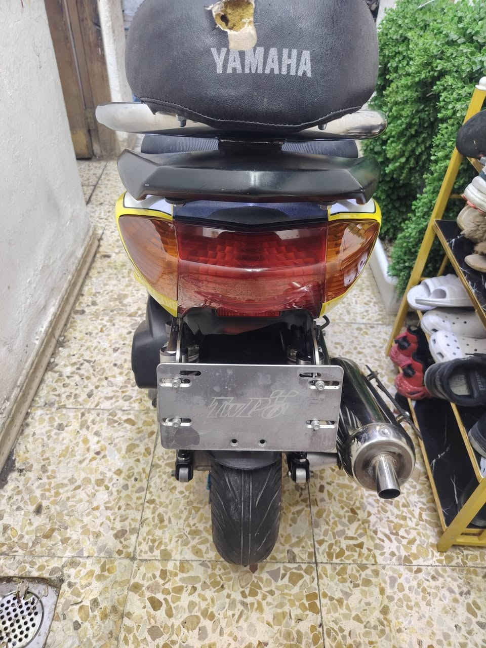 سلام عليكم سكنس ياباني 110 ستان كهربائي خمسينيه مكفوله عام جك بل صندوك لدات جنبيه تتفيه بل يدات تزويد كله بلادي مابيه شي تجاري ماشيه 28 الف بغداد باب المعضم ***********
