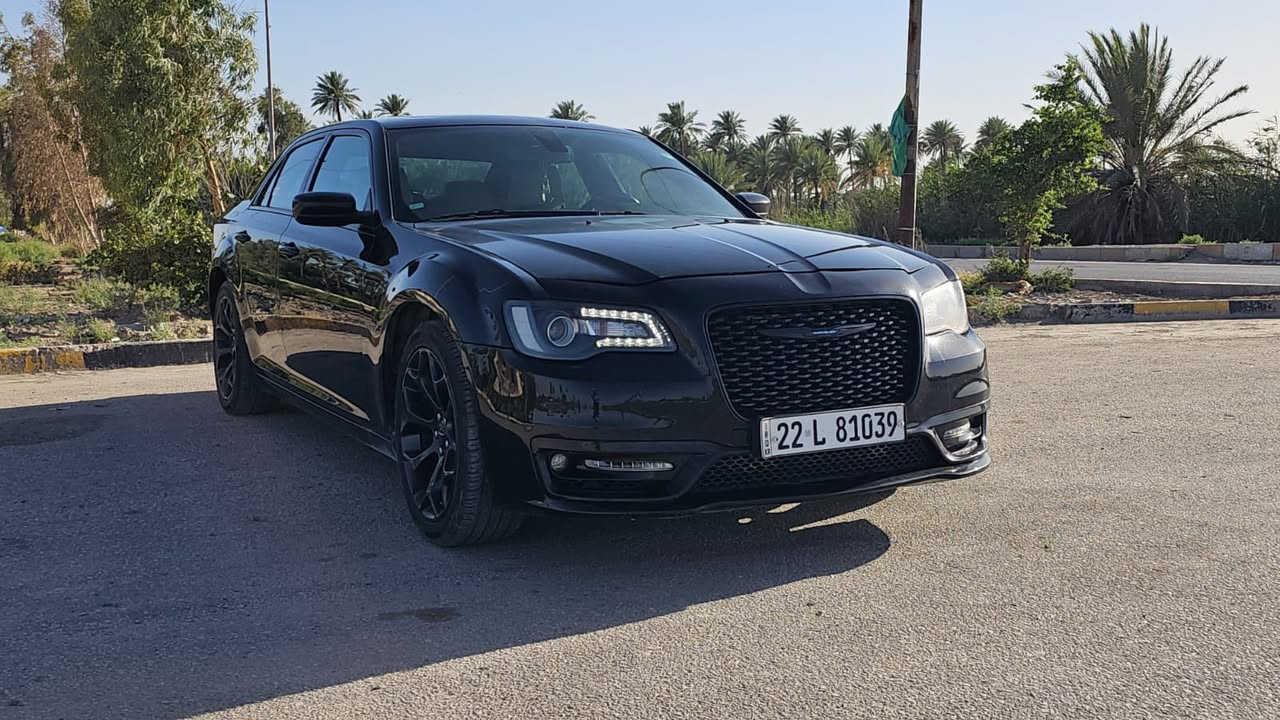 كرايسلر اوباما 2018 كلين / 1/1 فول S

مكفولة بيها رشة بسيطة بالجاملغ الامامي 
ماشية 87 ميل
مواصفات فول كاملة + بانوراما + جلد
المواصفات الرئيسية:

. محرك 6 سلندر - 3600cc
. كير 8 نمر - كير ماوس
. نظام وضعيات قيادة متعددة + سبورت
. تشغيل بصمة + تشغيل عن بُعد
ستيرن كهرباء + شفتات ستيرن
. دركَة خياط
. سقف بانوراما
. مقاعد جلد
. مقاعد أمامية كهربائية
. تبريد وتدفئة للمقاعد
. مقاعد خلفية تدفئة
. كشنات خزن
. قيادة ذاتية
. سنويه هزه براد كلها جديد
. مانع انزلاق
. كاميرات + شاشة كبيرة أندرويد
.مرايا جانبية قُلاب
. مراية داخلية تعتيم ذاتي
. زنون
. ستريتر كهرباء

.ويل 20 أسود

.
با للاستفسار واتساب او اتصال  السعر 255
***********
مكان السيارة الجادرية
