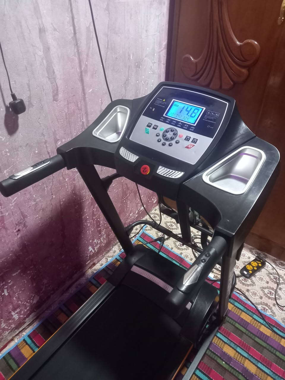 جهاز جري مستخدم كلش قليل يتحمل وزن 120كيلووكثر بي جهاز خواصرومذوب الدهون بي جهاز نبض القلب بي سماعات بي تحكم سرعه وكلشي شغال السعر 200الف نهايته  عنواني البصره


**إذا كنت صاحب هذا الإعلان وتريد حذفه لأي سبب، رجاءا أرسل رسالة إلى الدعم الفني**