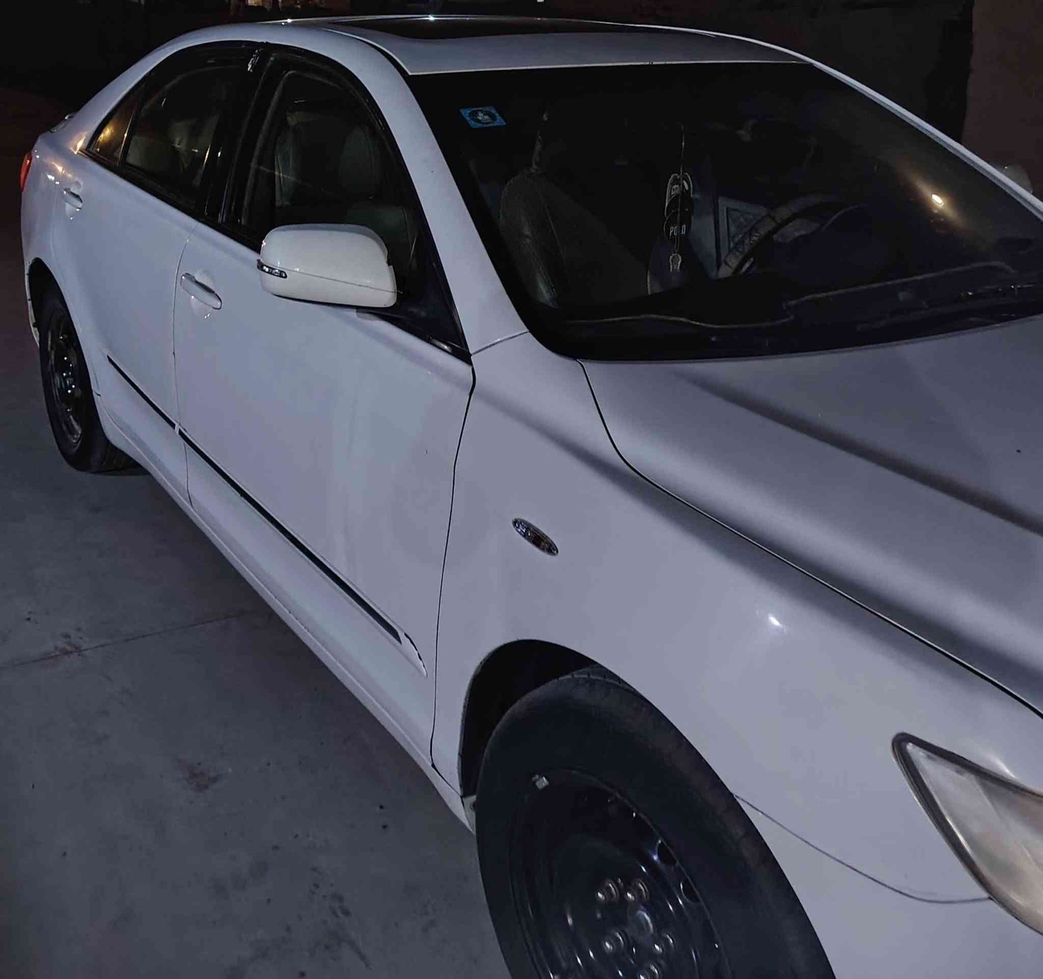 كامري 2007خليجي بسمي بيها خمس قطع ابيع حزام بدون دواخل  السعر 75دفتر بانزين رقم تلفون ***********
