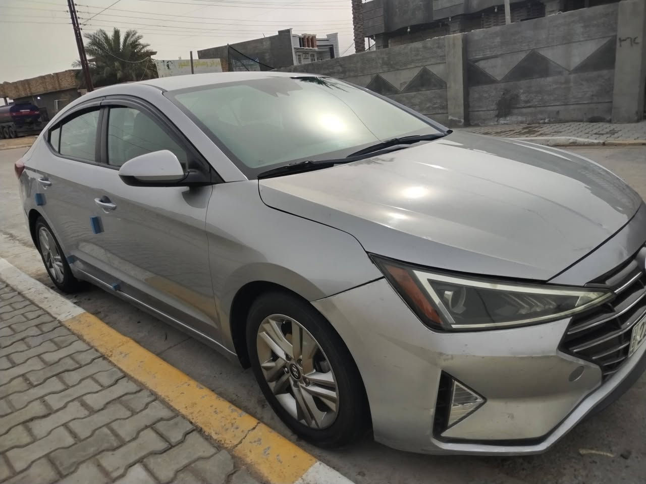 سياره ألنترا وارد أمريكي ٢٠٢٠ ضرر بابين السايق وخلف السائق نفسه مصلحات سياره ليبل واحد محرك ٢٠٠٠ دوش حساسات المرغوب لون سلفر سياره جديده معنا الكلمه ماشيه ٦٦ سبير بعد ما نازل مواصفات السياره تحكم أستيرن جهتين تحديد مسار منزلقات رادار أمامي خلفي ثلاث وضعيات قياده سبورت نيموري درايفر تدعم نضام أيكو كامره أماميه توقف ذاتي حاكيه رادار أمامي خلفي قياده ذاتية تخم تاير رقم شمالي تحويل مباشر سيارة موجوده في بغداد رقم الهاتف *********** سعر السياره ١٢٠
