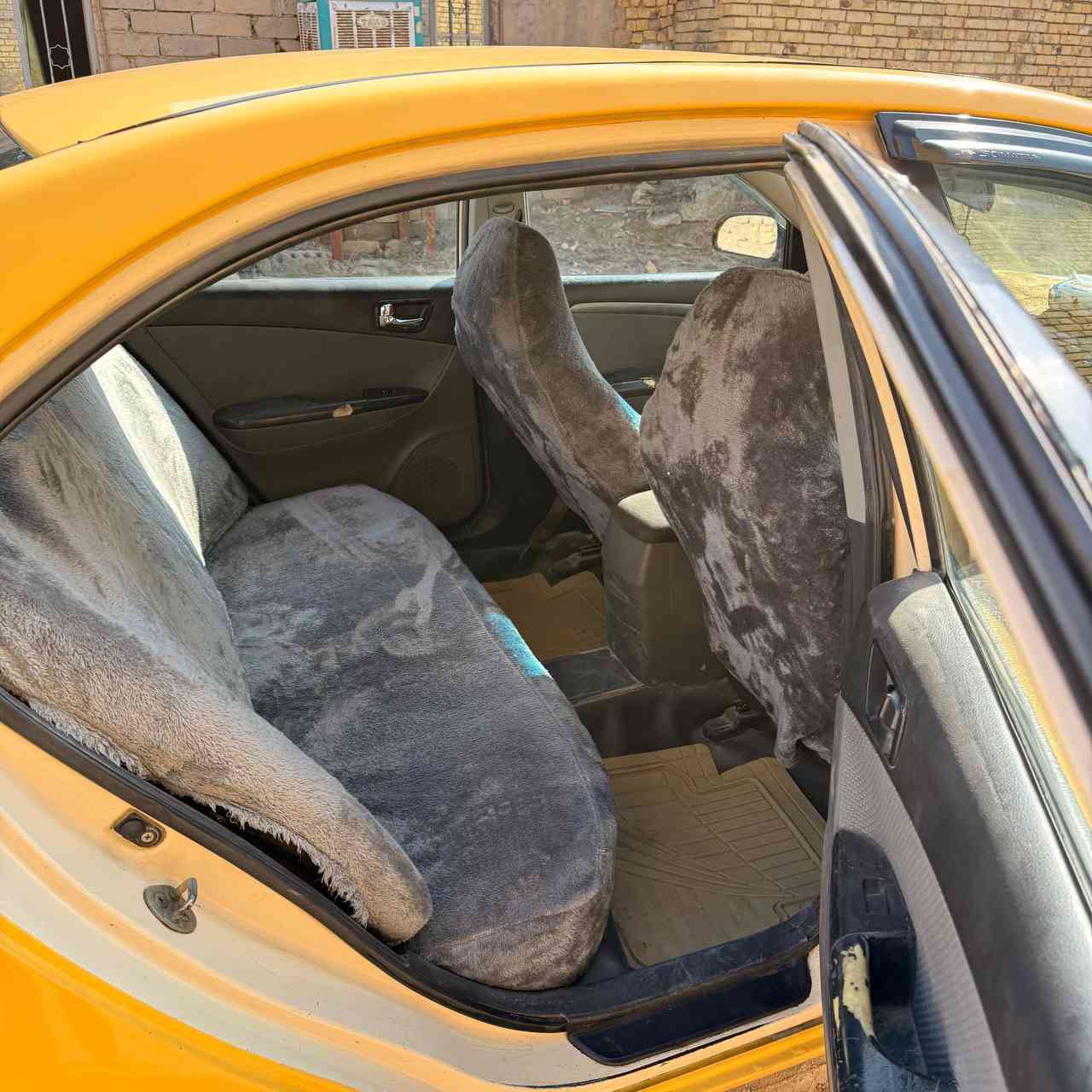 سلام عليكم
سوناته للبيع 2009 مكفوله من العيب الشرعي رقم دولي ديالى كامله هزه وخط وبحث جاهزه حداديه وتخم تاير كير ومكينه 2400 مكفولات 
السعر 80 وبيه مجال 
***********
