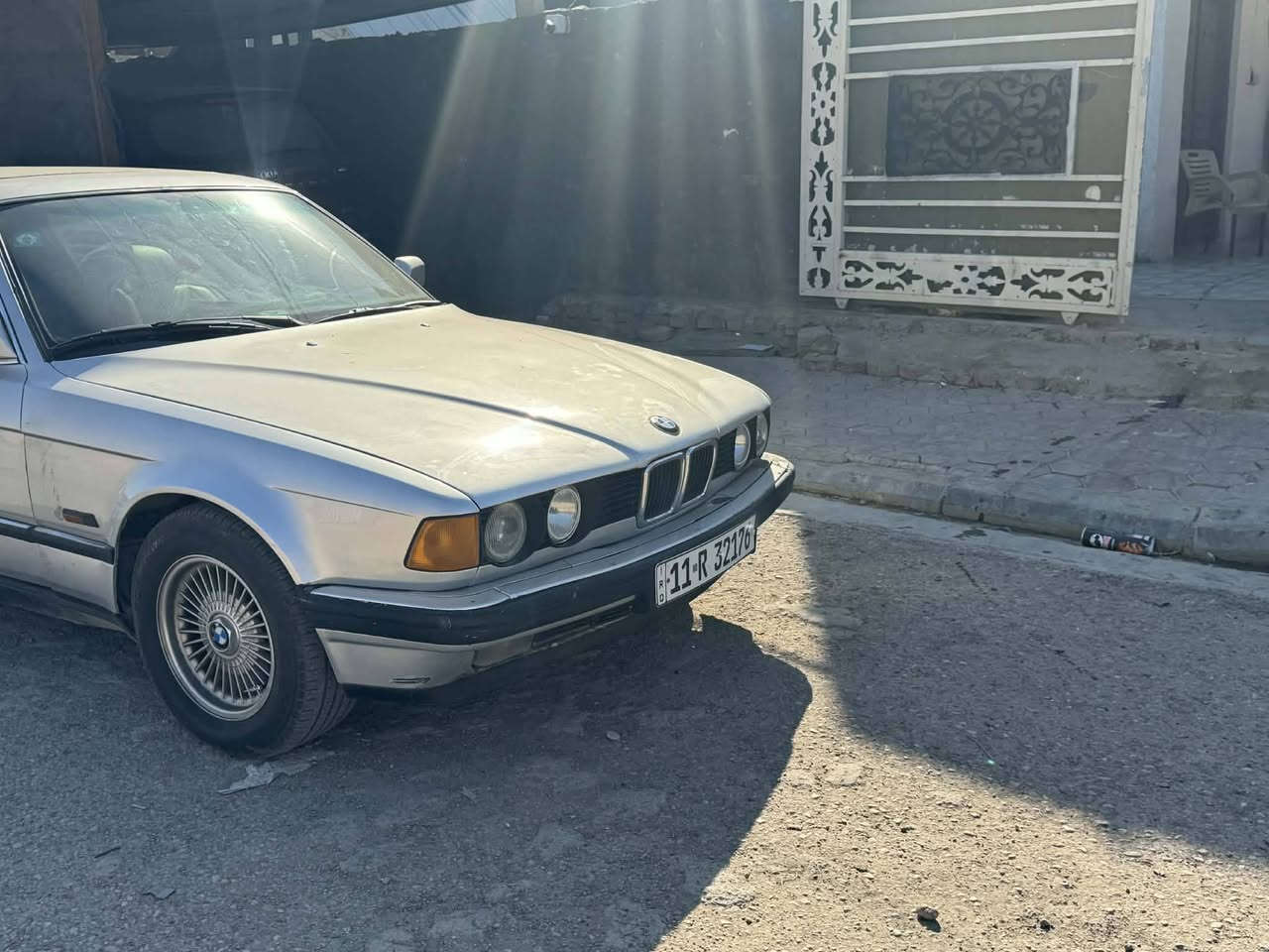 سلام عليكم  BMW للبييع حجم 735 السياره جديده تخم تاير جديد حداديه جدبده كير محرك خير من الله تبريد ثلج سياره جاهزه 6 سلندر مفتوح  سياره ماناقصه شي فتحه كشنات جلد السعر 60 وبيه مجال مكان السياره كوت واسط اتصل عل رقم ***********
