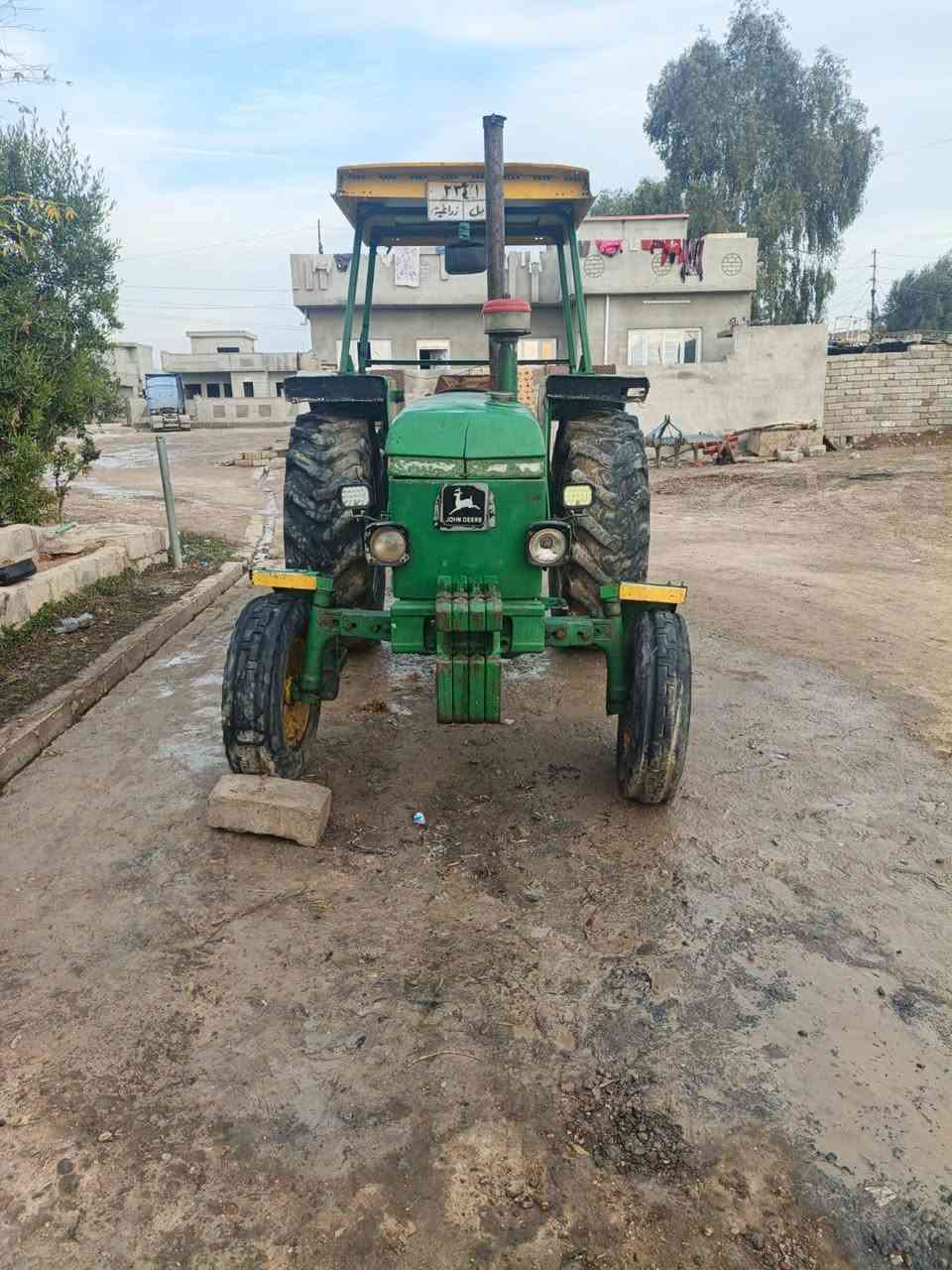 سلام عليكم  شباب تركتر جودير للبيع ***********
