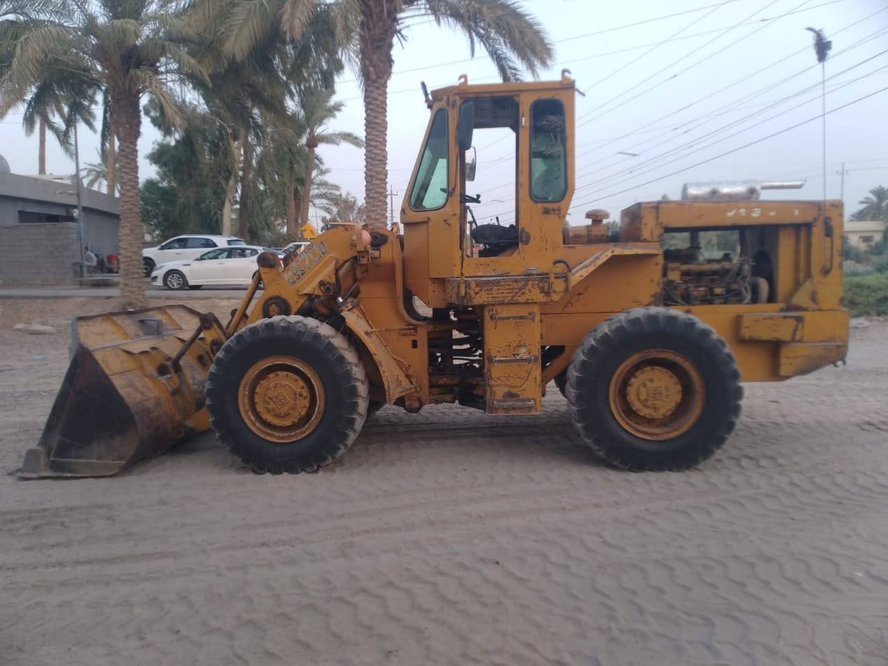 #انضف-B-بالعراق
للبيع ٧٠ B  شفل جديد بمعنى الكلمه جاهز للاخير برغي ما ناقص رقم بغداد ألماني تحويل
***********
