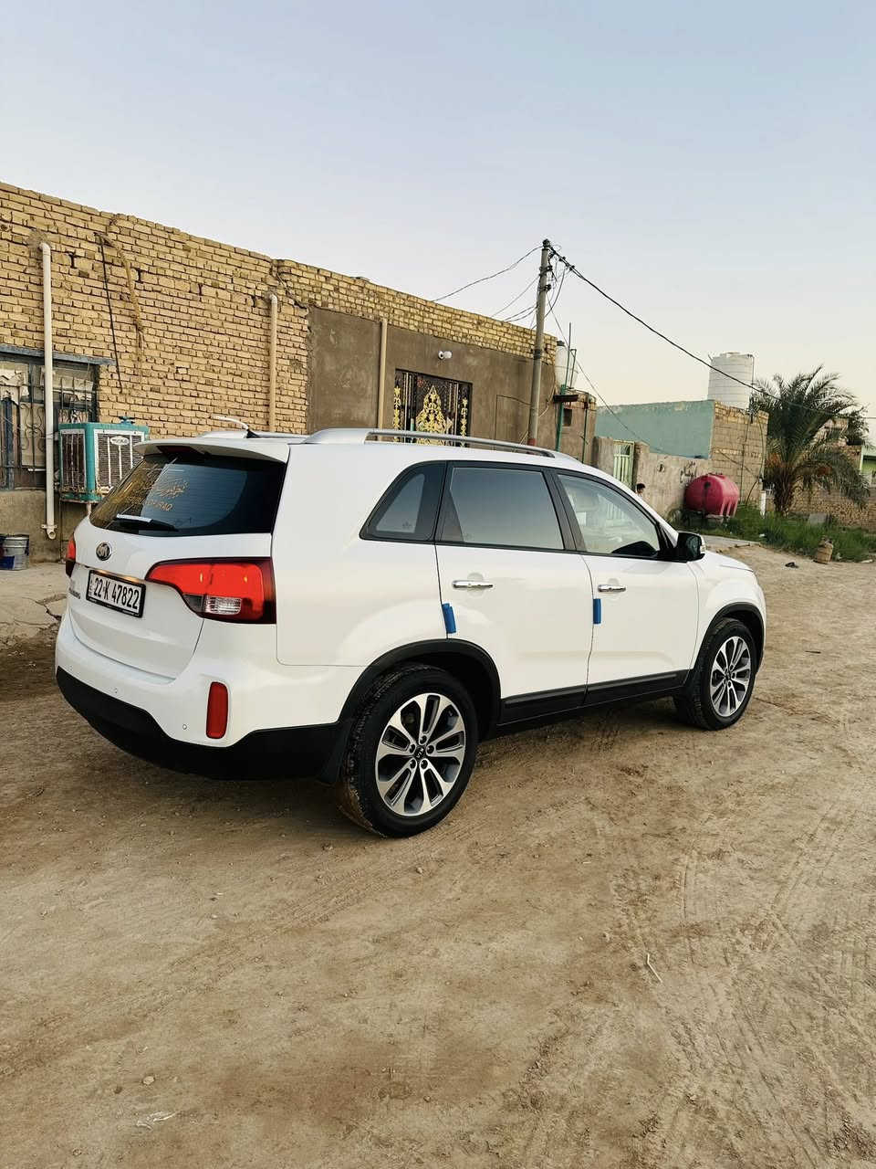 سلام عليكم
سورنتو 2014 خليجي رقم اربيل الجديد بسمي 

ماشية 90 الف اصل السيارة جديدة بمعنى الكلمة 7 راكب

4 سلندر مكينة معله كازكت كير حدادية شرط السيارة كفالة عامة ا 

مواصفات بصمة تبريد 3 قطع

السيارة ماناقصها برغي وبلعافيه عل ياخذها  

السعر 180$ وبيها مجال بسيط

مكاني الديوانيه الحمزة الشرقي ***********

***********
الخاص مفتوح
