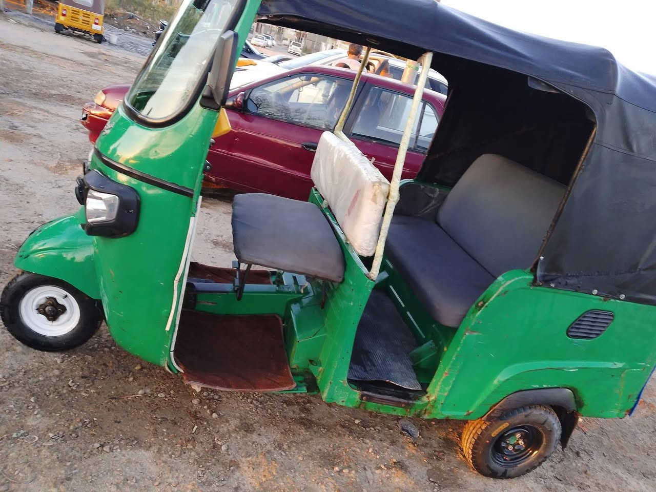 تكتك للبيع نوع بياجو
محرك TFS موديل المحرك 2025
موديل التكتك 2019
التكتك اصوليه اوراق 
تعمير جديد التكتك كهربايات شغاله كلها 
التكتك خير من الله سعر 2100 وبيها مجال 
التكتك تاخذه ربع متذب عليها وكبل للشارع 
لحد يكسر بسعرها رجاءا ***********
