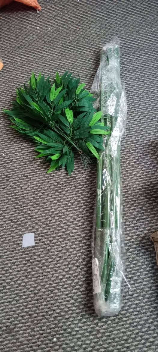 اغصان بهذا الشكل متوفر 6قطع ب10


**إذا كنت صاحب هذا الإعلان وتريد حذفه لأي سبب، رجاءا أرسل رسالة إلى الدعم الفني**