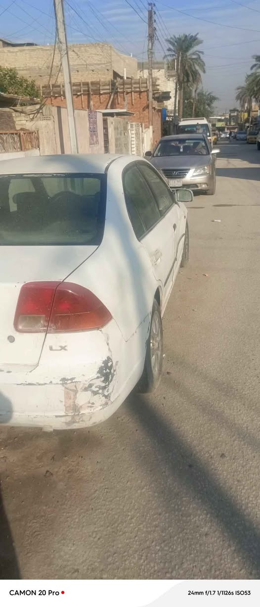 السلام عليكم سيارة للبيع هوندا سفك موديل 2001 رقم بغداد بسمي سنوية تحويل مباشر جاهز كير محرك خير من الله مكان السيارة بغداد الدورة مهدية الثانية قرب مختبر الحارثية رقم الهاتف *********** بغداد, العراق
