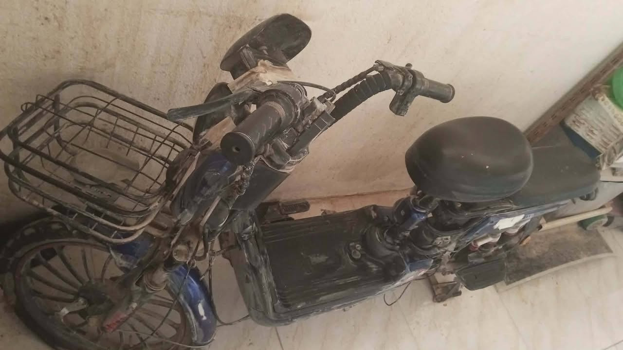 للبيع بايسكل شحن 150الف


**إذا كنت صاحب هذا الإعلان وتريد حذفه لأي سبب، رجاءا أرسل رسالة إلى الدعم الفني**