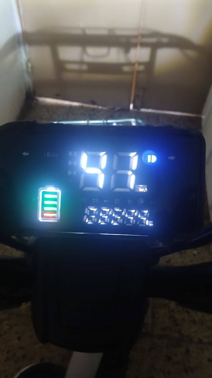 السلام عليكم ورحمة الله وبركاتة
ماطور شحن للبيع كهربائيات شغاله سرعه 41 ويا شاحنه الا درجه اولى اني يوصلك من حي صدام للبكر ويرجعك على حي صدام بي عطل بسيط يطلع صوت البنز الوره ينرادلو واشر 
السعر. 150 وبي مجال الشراي


**إذا كنت صاحب هذا الإعلان وتريد حذفه لأي سبب، رجاءا أرسل رسالة إلى الدعم الفني**