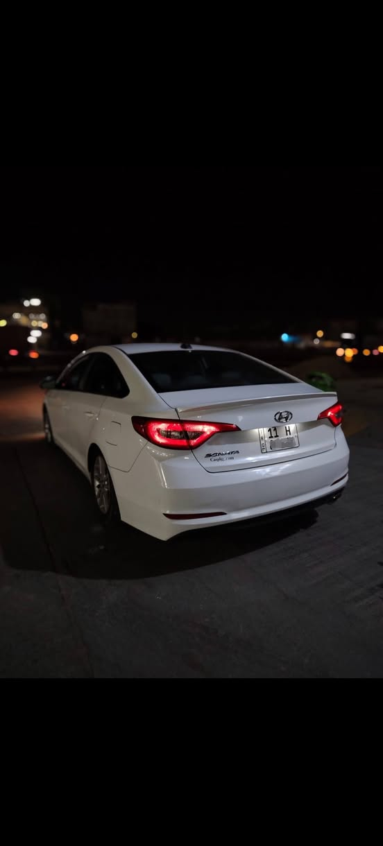 السلام علیکم 
هوندای سوناتا للبيع 2016 وارد امریکی رقم بغداد السيارة خیر من الله مكينة و تبرید و تخم تایرات جدد بيها ثلاثة قطع صبغ سعرها 110 بيها مجال بسیط رقم الهاتف ***********
