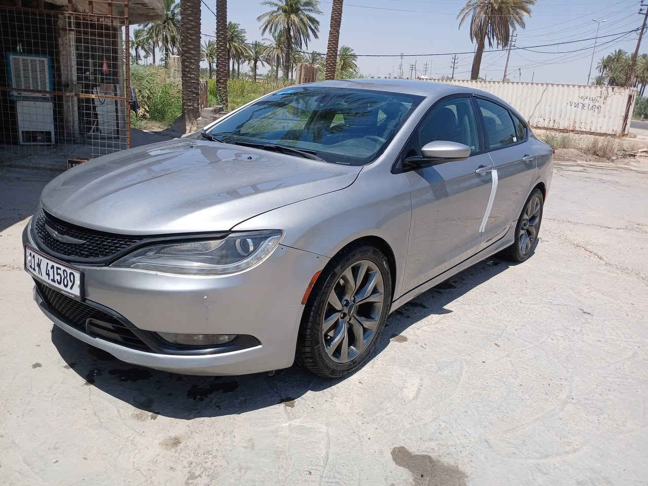 دوج سي ٢٠٠ موديل ٢٠١٥ فول مواصفات ماعدا الفتحه جديده بدون حادث بيها جاملغ خلفي جراد خفيف محرك ٦سلندر تبريد قطعتين كير موس شفتات ستيرن شاشه كامره دواره السعر ١٢٠ وبيهه مجال بسيط مكاني محموديه ***********بيع
