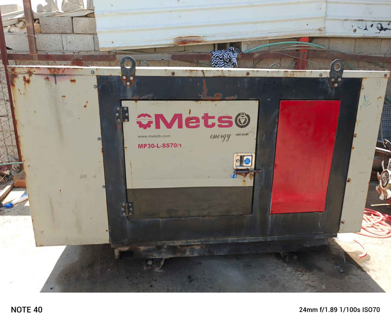 مولد بيركنز نكليزي 30كيفي 3فيز مبدل بيه كاز كيت فقط
السعر 28ورقه وبيه مجال بسيط ***********
