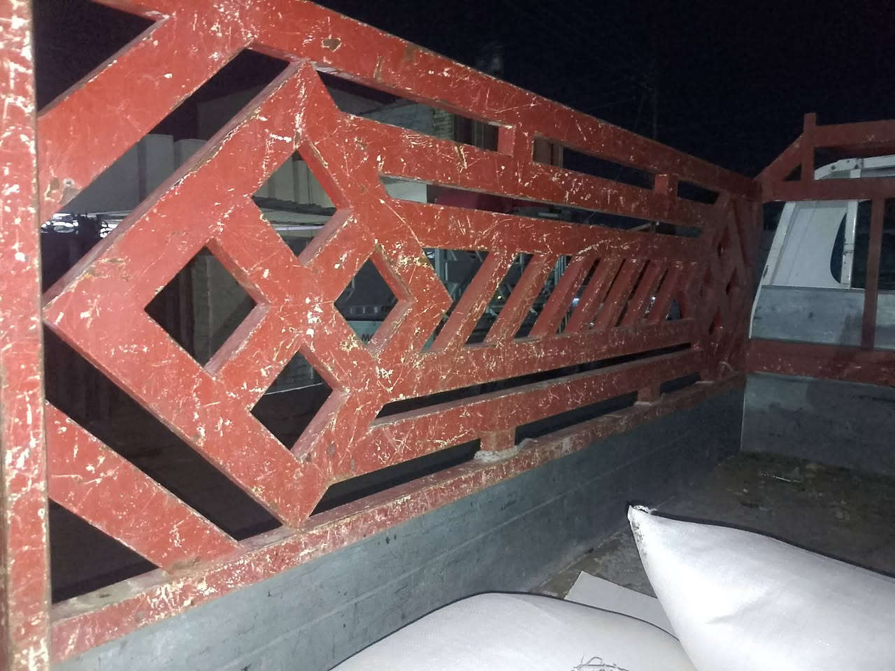 سلام عليكم محجر البيع مكان بغداد المعامل ***********
