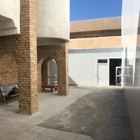 بيت للبيع • الاميرات المنصور • ١٠٠٠م