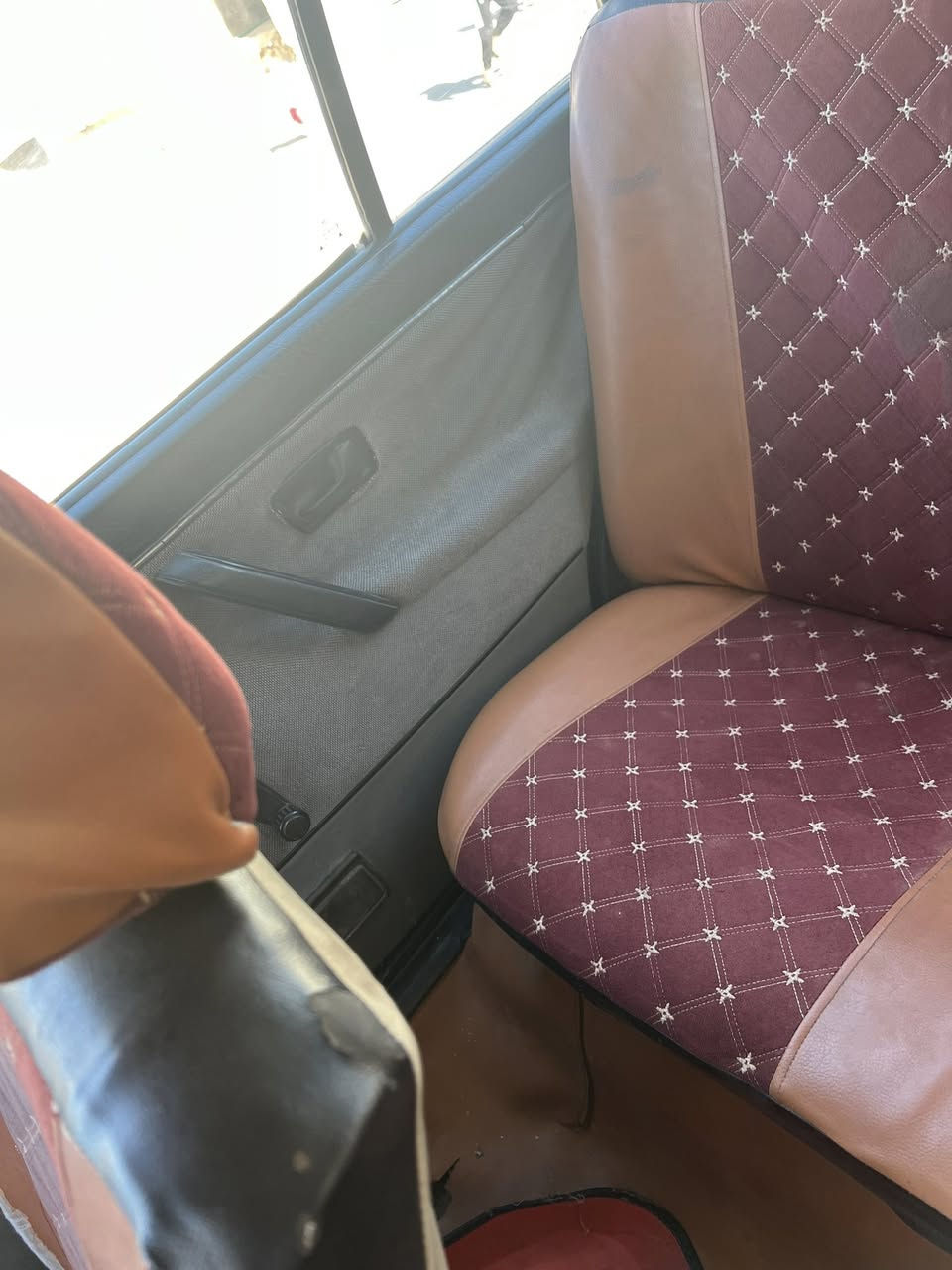 سلام عليكم كولف موديل ٩٢ كفاله عامه دكت جاكوج مابيهه صدر جديد محرك كير شرط لاتنقيص لا تبخير كهربائيات كلهه شغاله رقم أنبار دولي بسمي شرط تحويل مكان سياره لأنبار حديثه السعر ٣٣ وبيهه مجال ***********
