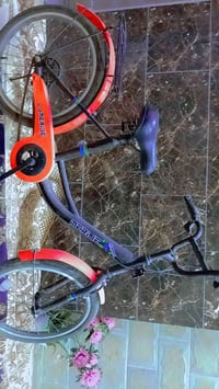 شباب بايسكل للبيع سعر 90 وبي مجال الرقم 07856766416 احبكم 💞