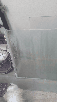 السلام عليكم للبيع جامخانة  مستعمل نظيفة بس بالفتح صار كسر طولي بقطعة وحده تنكص وتتعدل وقللت من سعرها خلي سعر باليرضي الله وتعال اخذها  المكان بغداد ابوغريب شارع الزيتون شارع المجمعات  الي يطلع عالعامرية
قياساتها ارتفاع 3 م عرض 261 بعد الكسر يعني من تتعدل تصير261 
***********
