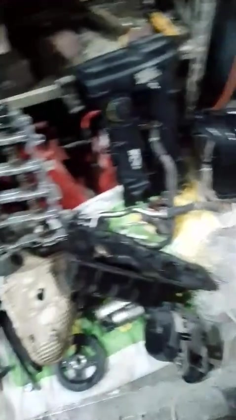تجفيت سياره النترا محرك 1800 مركز الجوادين كادر مبدع بأسعار مناسبه بغداد مدينه الصدر بل القرب من تقاطع كسره او عطش هاتف *********** حسين الفيتر هاتف ***********  سيد ميثم بكل ايام الاسبوع نحن بخدمتكم
