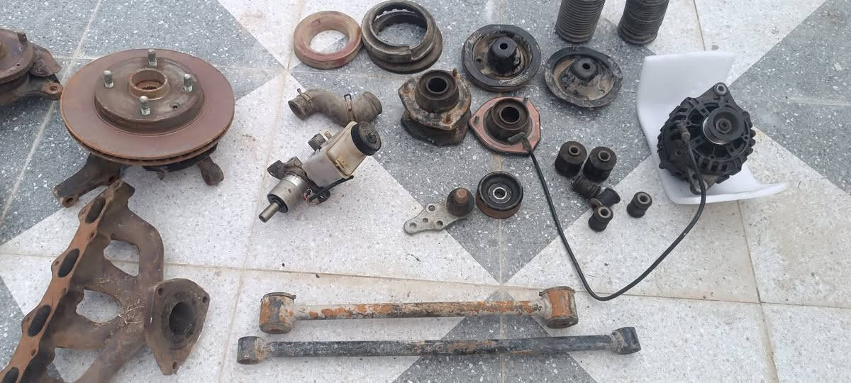 غراض اوبترا اصلية تفصيخ
دكشن حار 15 الف
اسطاب اكسل امامي الزوج ب 25 الف
اسطاب اكسل خلفي كامل جهة اليمنى ب 15 الف
ربل دبل خلفي التخم ب 5 الاف
رباط خلفي  ب 10الاف 
ربل رباط خلفي  ب 10الاف
نفاضة سكائر كاملة ب 10الاف
حساس كرنك ب 5 الاف
حساس كام شفت  ب 5 الاف
 وجه دشبول  ب 5 الاف
ظفيرة كير اويترا اوتو  اصلي مال كصة ب 25 الف
ماطور جام ب 10الاف 
يدة ماسحة اصلي تفصيخ  ب  اثنين ب 10 الاف
كلوب سقف ب 5 الاف
يدة باب كنترول ب 5 الاف
جوزة سويج ب 10 الاف 
عمبار بريك ب 10

 عنواني البصرة  ***********
و الي ياخذهن شلعة السعر يختلف
