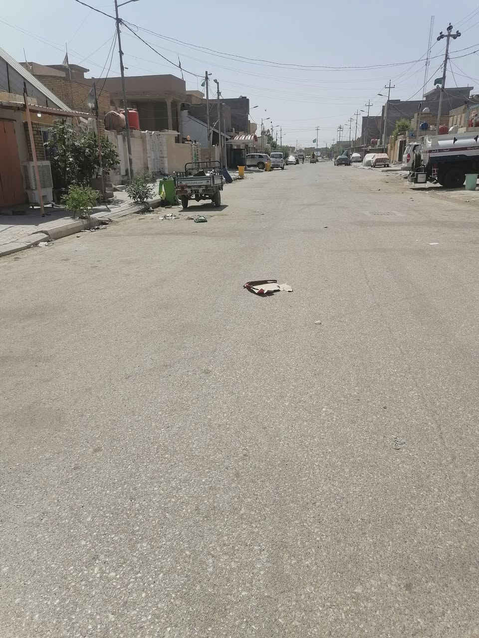 لبيع بيت ٢٠٠م عله شارع ٢٠ حي الجهاد الجمعيه *********** البيت يتكون من أربع غرف وهول ومطبخ وستغبال والقاط الثاني غرفتين ٤×5 السطح اشتايكر
