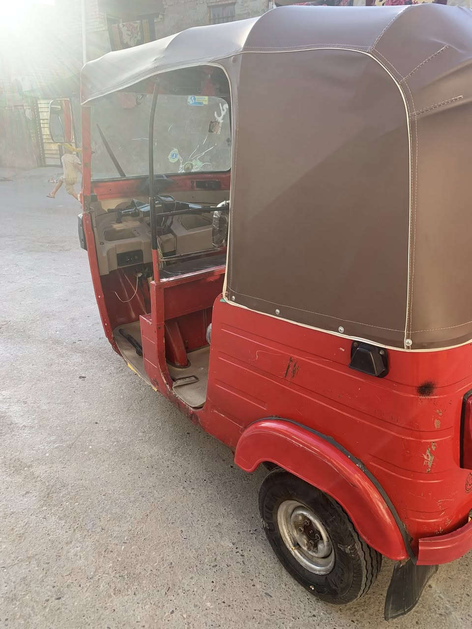 السلام عليكم تكتك البيع موديل 19 شهر 2 تكتك خير من الله نضيفه   المكان ابودرع ***********
 سعره5750 بيهة مجال بصيط
