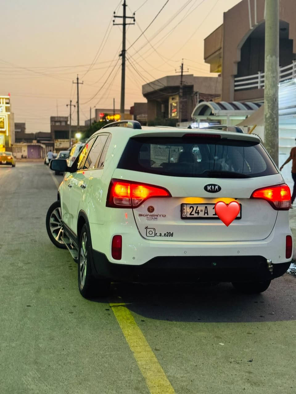 كيا سورنتو 2015 للبيع
السيارا بدون قطره صبغ كلين
فول مواصفات عدا البنوراما والكشن الكهرب
مكينه 4 سلندر شرط ما مفتوحه
ماشيه 234
السيارا خير من اللّه
المواصفات
سبعه راكب ثلاث قطع تبريد
تبريد بيانو دبل كبريسر
اشاير بلمري وشفه
صمه وبصمه أبواب
لدات بلبيبان
اشاير ترحيب
بردات خلفيه. اصليه مال الشركه السيارا بعد بيها هواي مواصفات السعر 180 وبيها مجال بسيط
التواصل على الرقم
***********
***********
