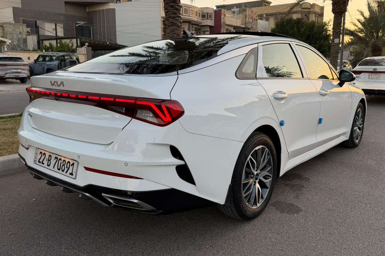 للبيع
كيا K5 خليجي 

موديل 2022 

فول مواصفات 

مكفوله من الصبغ والحادث والتبديل 

مكينه 2000 دوش 

مكانها بغداد 

ماشيه 45 الف كيلو متر حقيقي 

للاتصال ***********
