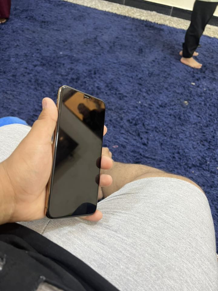 السلام عليكم  ايفون اكس إس ماكس جهاز لوك نضافه فول لاشخط لاضربة الجهاز ممبدل بي اي شي ذاكرة ٢٥٦ بطارية ٧٢ ضمان من باب البيت اذا يصرف شحن يرجع الجهاز لون ذهبي ممبدل اي شي وتر بروف كلة شغال فيس ايدي اتصال كلة شغال.سماعاتة فول السعر ٢٠٠ وبي مجال مكاني بغداد العطيفية
***********
