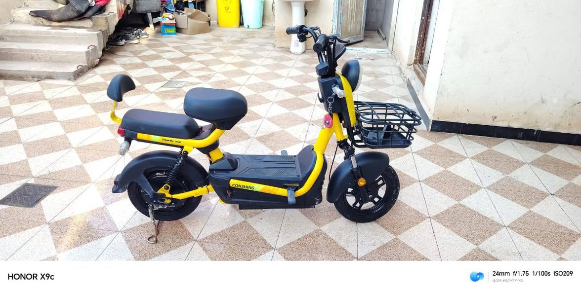 مراوس بR9كون نضيفة وزيده
مكاني البصره الزبير 
الرقم واتساب ***********
