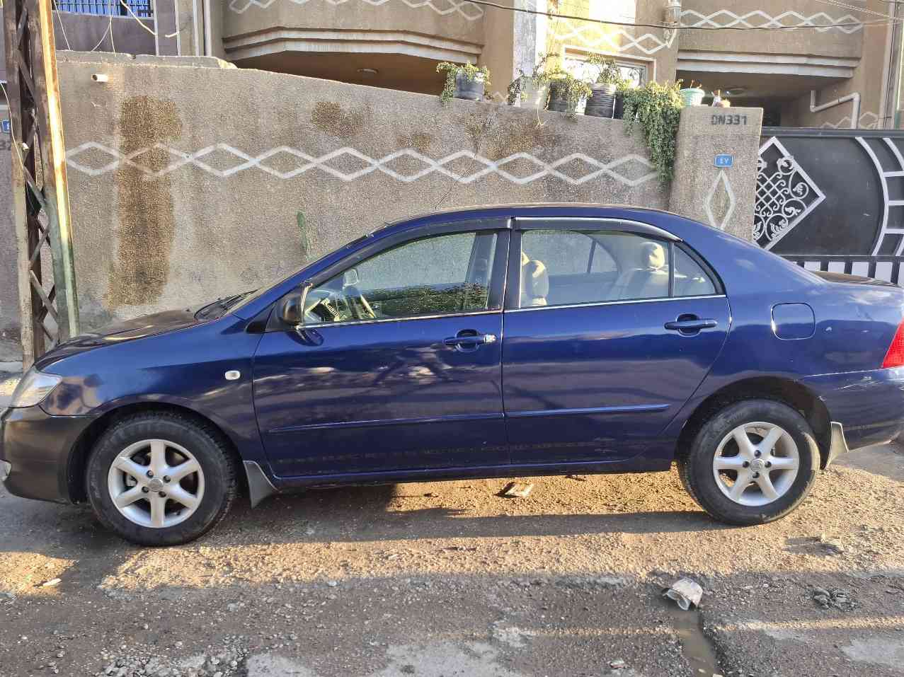 السلام عليكم تويوتا كورلا موديل ٢٠٠٧ وارد خليجي محرك ١٦٠٠ VVT تدفئة وتبريد شغالات كهربائيات كلهه تشتغل داخل نظيف جدا صدر امامي وخلفي ممتاز تخم تاير نظيف جاهزه بدون نقص شاشه كاميرا بيها طخه بالجاملغ الامامي مصبوغه عام درجه اولى بسبب الجرد مكانها بغداد الدوره ابو دشير هاتف *********** سعرها ٧٨ وبيها مجال بسيط تحياتي للجميع بغداد, العراق

