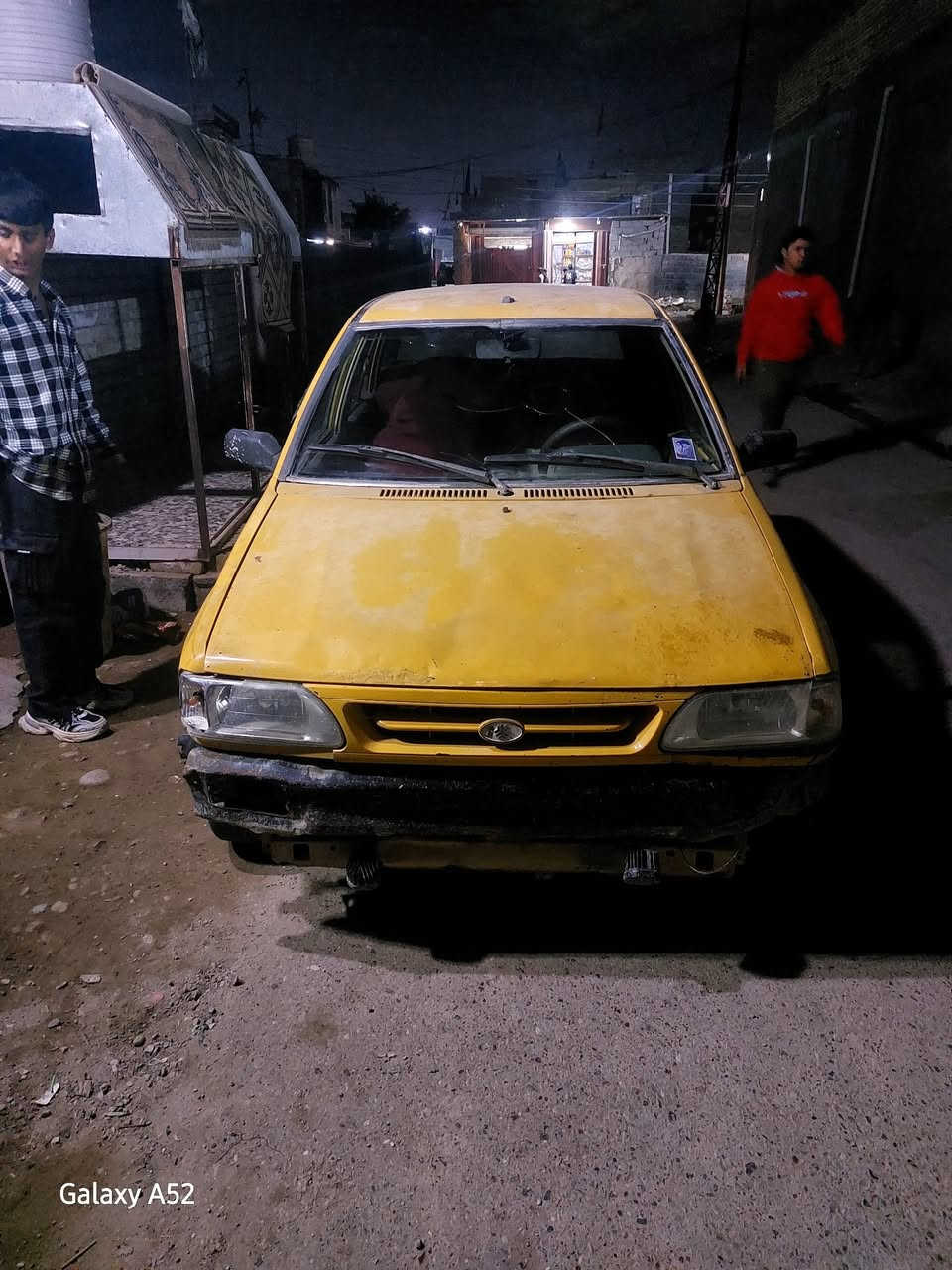 سايبه 2011
راعيها ماندله ابيع كوم حديد 
السيارة مكينه برايد اخت الجديد كير ضفيرة جديده جاهزة تاخذها تخم تاير 
سنويه تفاصيل راعيها ماندله مكاني بغداد النهروان 
سعره قفل 10ورقات جوهن بفلس لاتخابر 
***********
مستعجل على بيعها
غير 10ورقات لاتراسل ولا تخابر قفل قفل 
دعاميات وبطاين جاملقات جدد ماشادهن السيارة مجهزة ع الاخير بس اريد ابيعها علمود ابني لا يسويلي قدر طايش وعمامي كلما ركب السيارة يخابروني ابنك وابنك ابيعها احسن ما اخسر ابني لو اخسر عمامي 
***********
