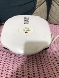 للبيع مستعمل نظيف ماركة بريطانية للتواصل 07725627166