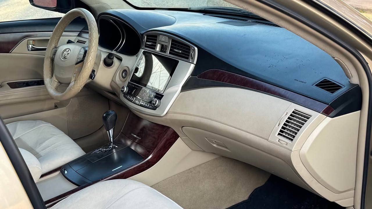 ئه ڤه لؤن ٢٠١١ ئه مريكي به سمه و په رده نيه علوجه سه ياره كه سلايت جلد ١بست بؤياخي هه يه شوختو جالي نيه گيرومه كينه به شه رت سعر٩٩گه لا ***********/*********** حلبجة, السليمانية
