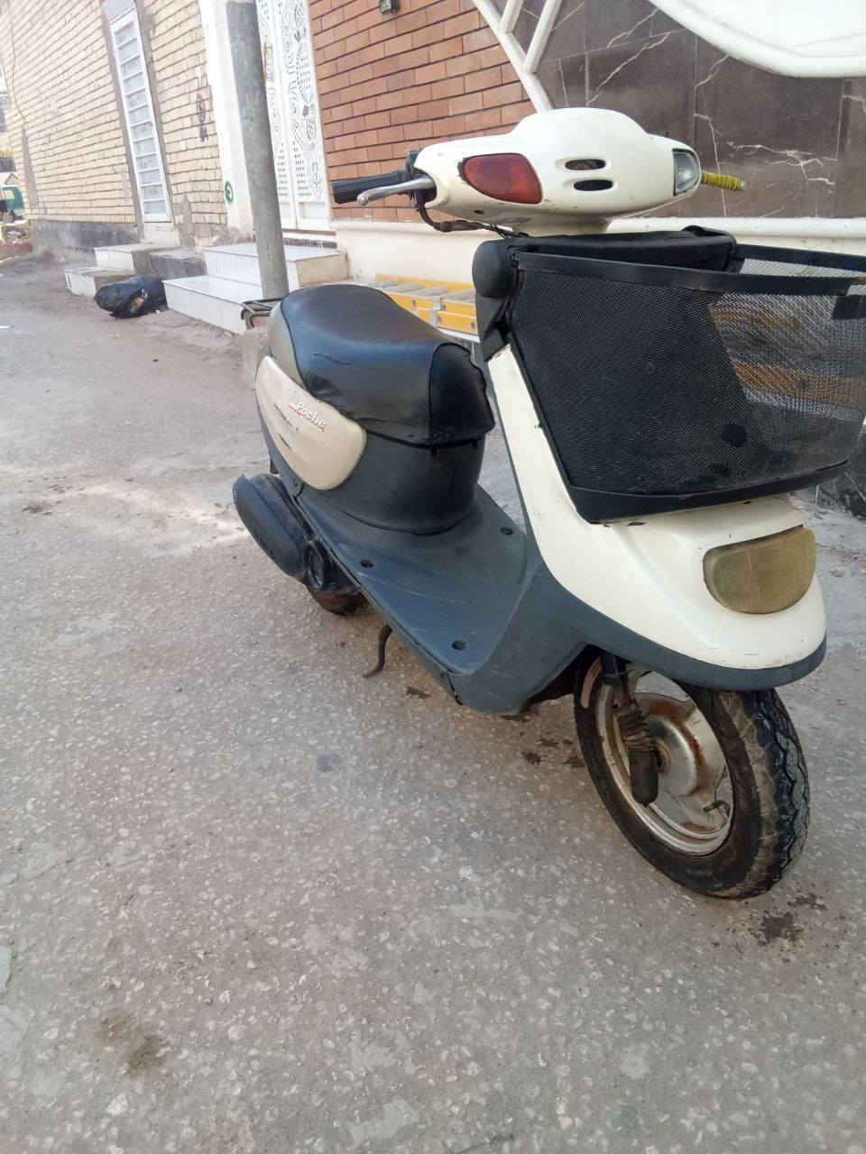 السلام عليكم دراجه للبيع منغولي الدراجة مفتوحه مره وحده الدراجة مكينه ناعمه شاصي مكفول سلف هندر الصبح نص هندر الدراجة كامله من كلشي ماذب ربع عليها لايت شغل اشاير السعر 300 وبيه مجال كربلاء الحولي


**إذا كنت صاحب هذا الإعلان وتريد حذفه لأي سبب، رجاءا أرسل رسالة إلى الدعم الفني**