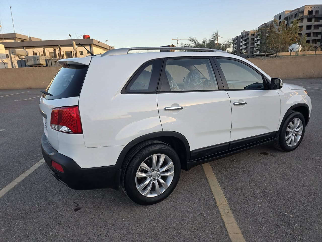 سلام عليكم عندي كيا سورنتو 2012 ٧ ركاب مكفوله من البارد وصبغ ٤ تايرات جدد محرك ٢٤٠٠ تبريد ٣ قطع فوله عده السلايت سياره كلش جديده سياره من شركه شخص واني ثاني باسمي سياره اني مسويلهه هزه وفحص قبل ١٠ ايام يعني كبل تروح للمرور مكاني بغداد رقمي *********** سعر 142
