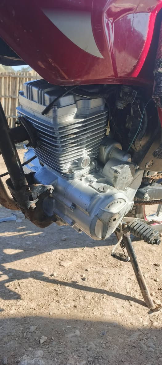 للبيع دايون عضم موديل ٢٠٢٠درجه مال عماله 
شغاله مابيه شي مكينته ناعمه حلوه 
السعر ٣٥٠ بيه مجال قليل حيل مكاني حله أبو غرق 
***********
