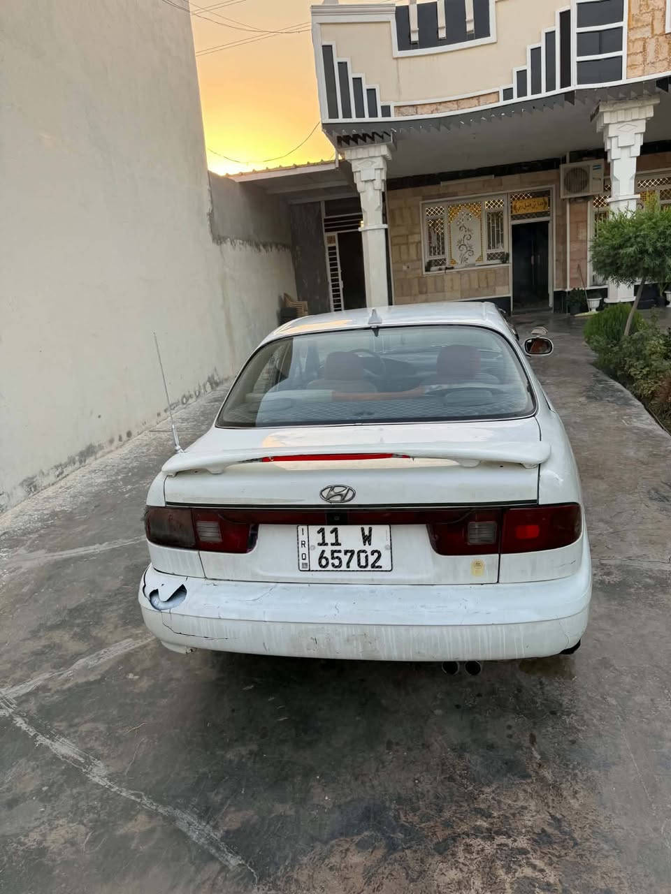 السلام عليكم 
سوناتا للبيع موديل 95
رقم بغداد انكليزي صدر جديد گيراومحرك مكفولات 

سنويه امجدده المكان ديالى الخالص 
السعر 36رقم الهاتف ***********
