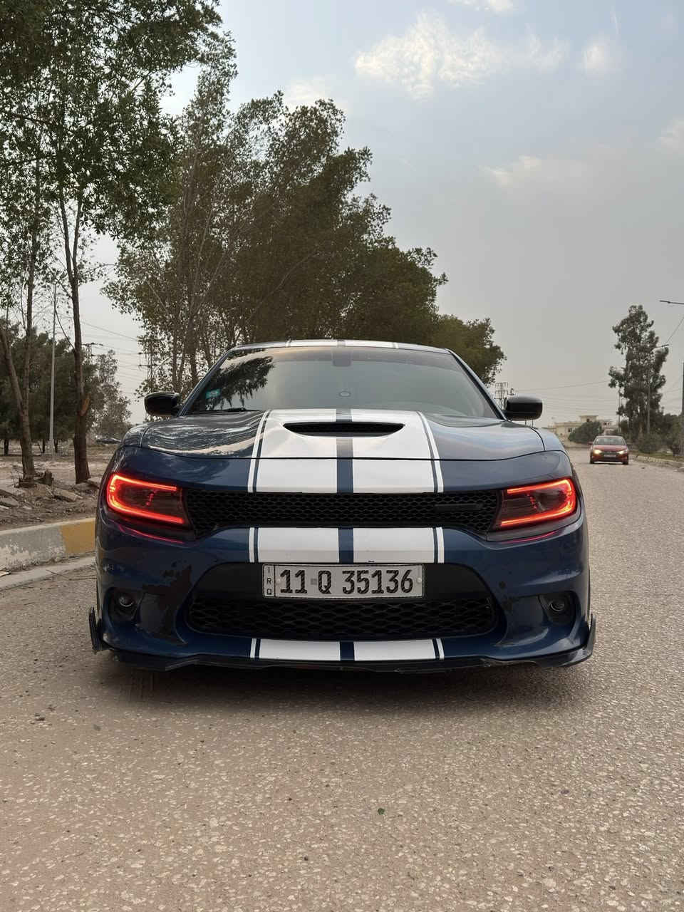 للبيع: دودج جارجر ار تي  R/T HEMI
الموديل: 2022
المحرك: 5.7 :HEMI V8 
الكير: أوتوماتيك 8 سرعات مع خاصية التبديل اليدوي  بالسترين 
نظام الدفع: خلفي (RWD)
عداد المسافة: 45 ميل وقابل لزياده 
اللون ازرق
شاشة كبير 
كاميرا خلفية + حساسات رجوع
تحكم كهربائي بالمقعد الامامي
مثبت سرعة + تحكم سترين
فتحة سقف كهربائية
ويل 20 نجمه تو سايز
حادث جاملغ وبنيد 
السيارة نظيفة جداً من الداخل والخارج ومشاء الله عليها 
وبعد بيها موصفات المعروفه مال الارتي 
💰 السعر 230 وبيها مجال 
مكاني بابل حله 
رقمي : ***********
‭٠٧٧٢ ٢٠٧ ٥٠٧٠
