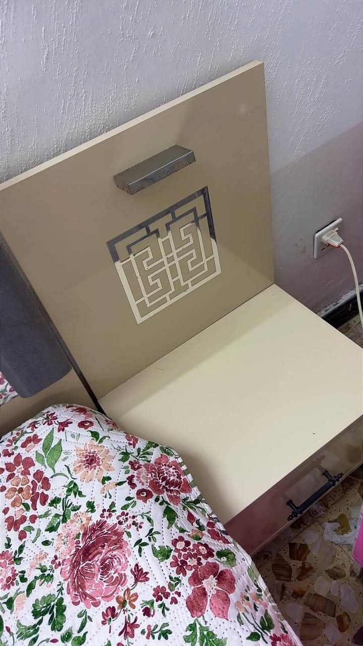 للبيع غرفة 5 قطع مابيها ضرر مع دوشك طبي ب٤٥٠ وبيها مجال + جربايه و كورسي ب١٥ الف سبب البيع دنشيل و مستعجلين العنوان بغداد -الغزالية


**إذا كنت صاحب هذا الإعلان وتريد حذفه لأي سبب، رجاءا أرسل رسالة إلى الدعم الفني**