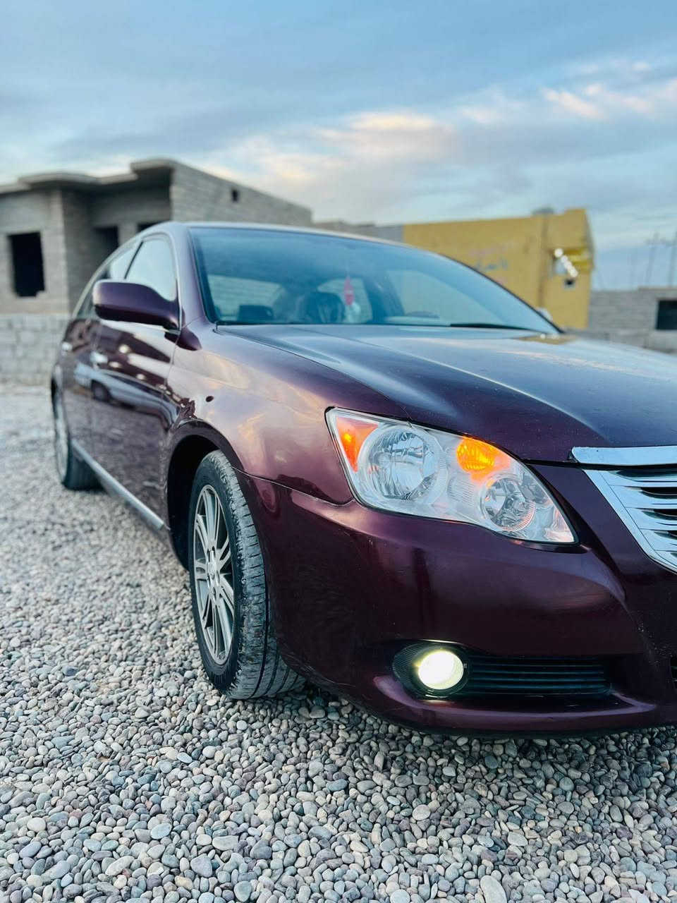 السلام عليكم 
تويوتا افلون موديل 2008 وارد امريكي 
رقم نينوى الماني شرط التحويل 
السيارة بدون ضرر فقط راس الجاملغ الامامي صبغ شي قليل والباقي مكفول 
گير ومحرك شرط بالباكيت 
طخم تايرات وحدادية جديد 
السيارة جاهزة وجديدة ماتحتاج مصرف 
السعر 120$ وبيها مجال بسيط 
وترهم مراوس اخذ فرق انطي فرق حسب القناعة 
للاستفسار ***********
