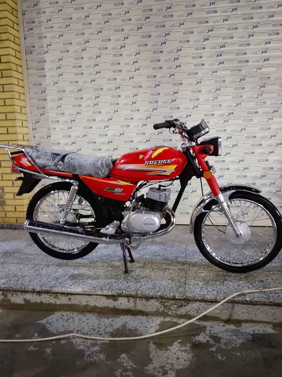 سلام عليكم دراجه زازوكي 2025 للبيع او مراوس ابتايكر 25 السعر 850 وبيها مجال حك الجيه  مكاني سامراء ***********
