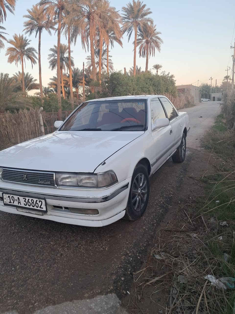 السلام عليكم سيارة كرستة مسطره للبيع موديل 90 رقم  كربلاءنكلينزي تحويل مباشر مكينة وكير ونجي جديد حدادة جديدة طخم تاير كهربائيات شغاله السيارة مكفولة كص ونقل وضربة وصبغ   السعر 47 وبيها مجال قليل مكان السيارة نجف رقم ***********
