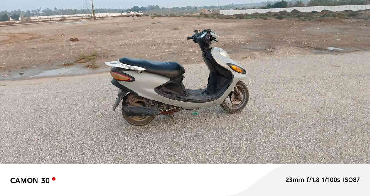 للبيع فقط
سلام عليكم 
دراجه دولفين محرك مفتوح مره وحده تجفيت جديد شلعه معدل خير من الله المحرك لاتنقيص ولا تبخير سلف  تشتغل كهربائيات كلهه شغاله باتري جديد تايرات نضيفه دبلات نضيفه كفرهة شوفه عينك بي نقص تريشه وحده السعر ٣٠٠ وبيهه مجال حك الجية 
المكان ديوانيه ناحية الصلاحية 
للاستفسار اكثر مراسلة الصفحة او  اتصل *********** بي واتساب
