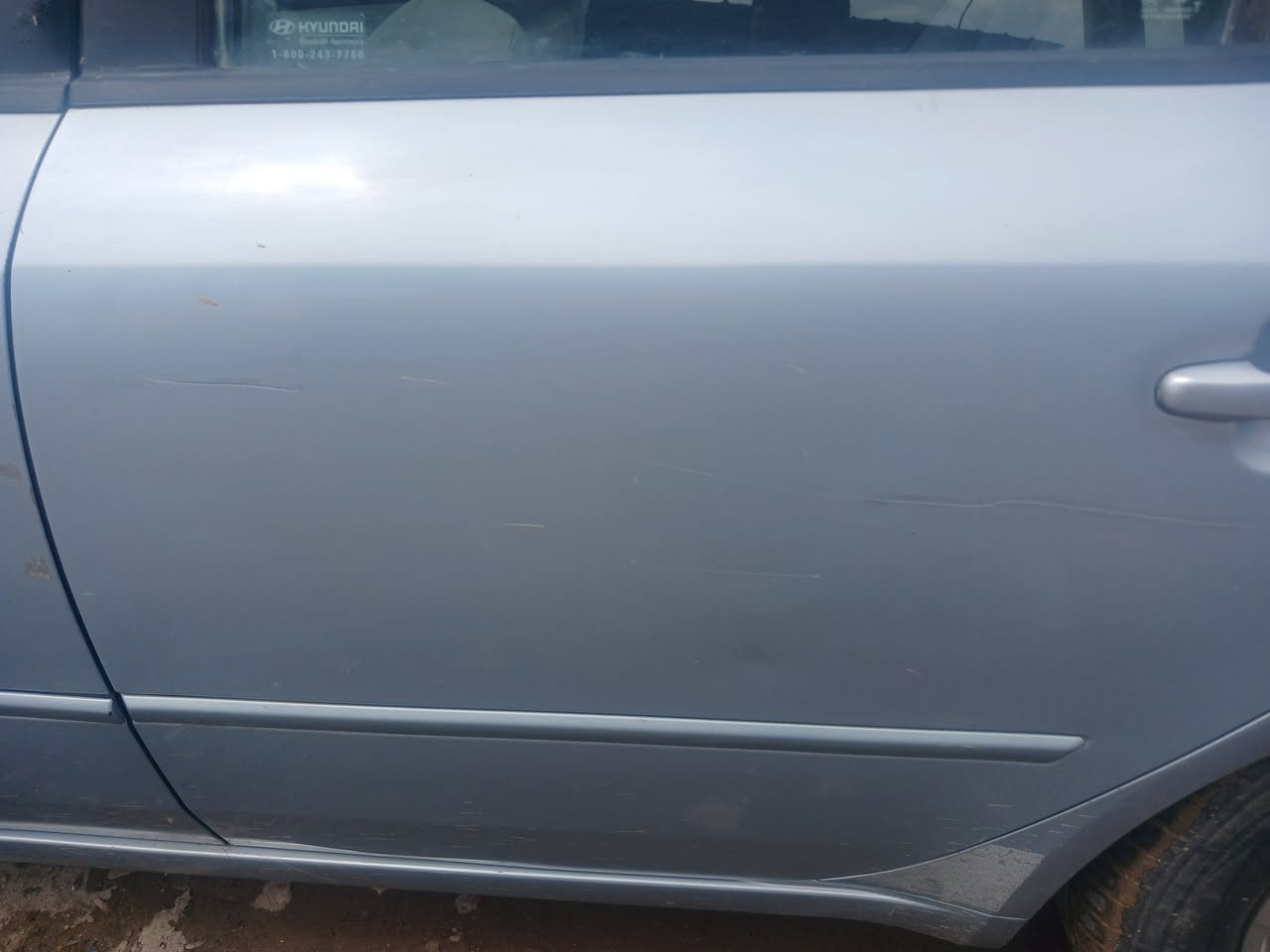 السلام عليكم سوناتا ٢٠٠٨
مصبوغه حزام بيها ٤ قطع
رقم بغداد 
محرك ٤ دوش 
تحويل مباشر كير محرك مكفول
السعر ٩٥ 
الاستفسار 
***********
