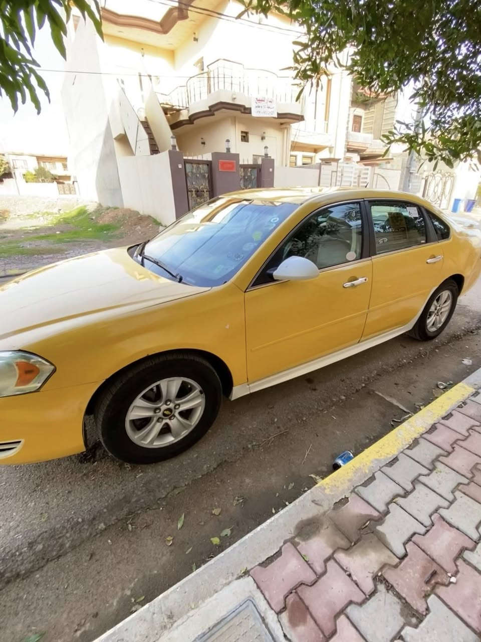 سلام عليكم 🤝

- شوفرليت امبالا 2013

- سيارة وارد امريكي حادثها جاملغ امامي فقط صفحة السكن بدون دواخل بدون ايرباك وبيها بارد باب السكن فقط غير هذا كلشي مكفول 

- صدر امامي خلفي كله جديد كهربائيات كله جديد كير مكفول محرك اكاديا 3600 جديد 

- رقم السيارة بغداد الدولي الجديد تحويل مباشر مصفرة هيئه وغرامات 

- موصفات السيارة كشنات جلد كراسي كهرباء تحكمات بل استيرن تشغيل عن بعد 

- مكان السيارة ديالى / قضاء خانقين 

- سعر السيارة 80 وبيها مجال بسيط جداً

- للأستفسار رقم الهاتف / ***********
