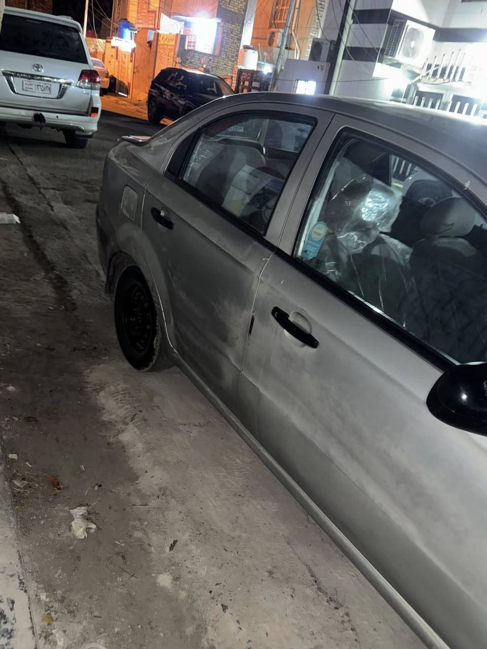 شوفر افيوه البيع بسعر مناسب محرك 1600  كير عادي سياره نضيفه تخم تاير جديدموديل 2009رقم السياره قادسيه وتحويل ثاني يوم سعر 55ورقه وبيه مجال لطيبين رقم ***********
