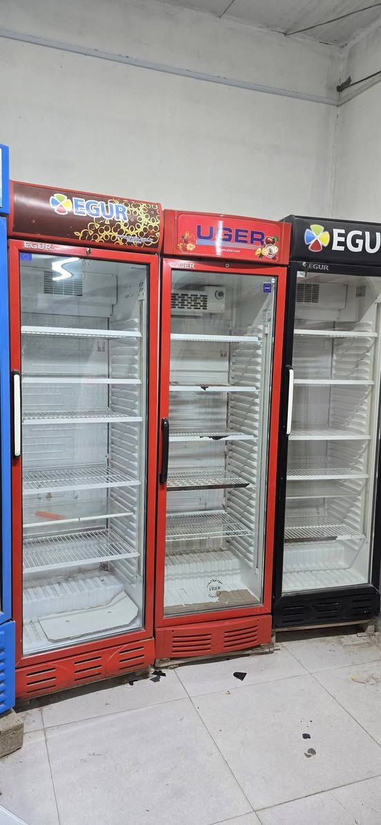 عارضات للبيع ايكور تركي الاصلي سعر 400الف للثلاجة الوحدة
للاستفار ***********
