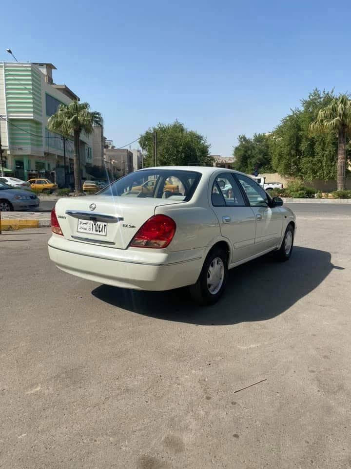 سني ٢٠٠٩ يباني اصل رقم بغداد بسمي سياره مكفوله من ضربه   وصبغ عدا داعاميات رايدها 80قفل ومعامله رقم على مشتري *********** مكاني بغداد الشعلة
